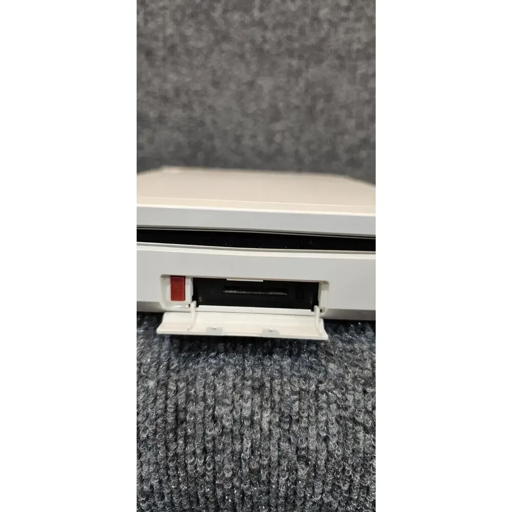 Nintendo RVL-001 Wii Console - White used/untested or for parts